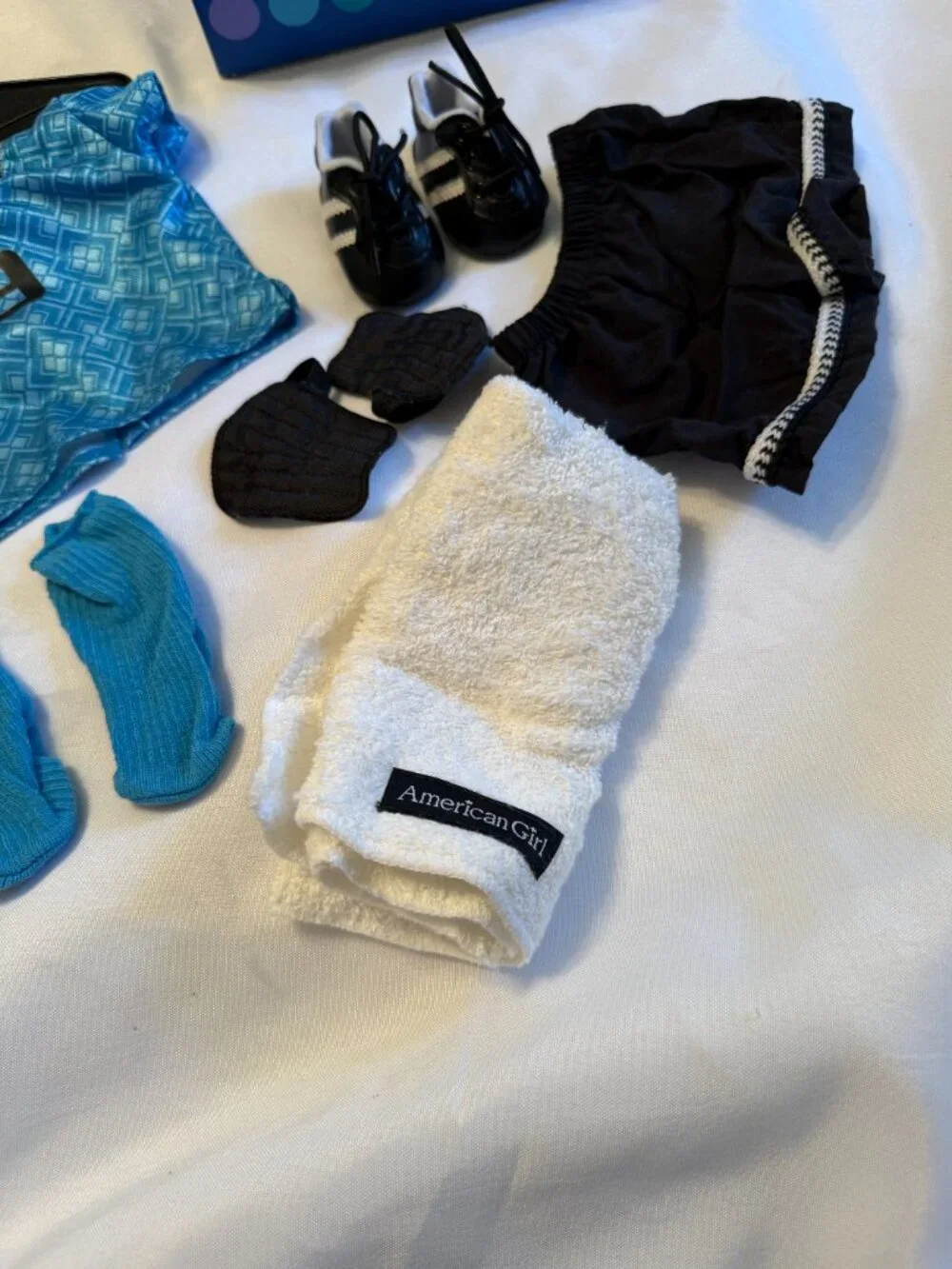 American Girl Doll complete Soccer Outfit (2004) Retired.